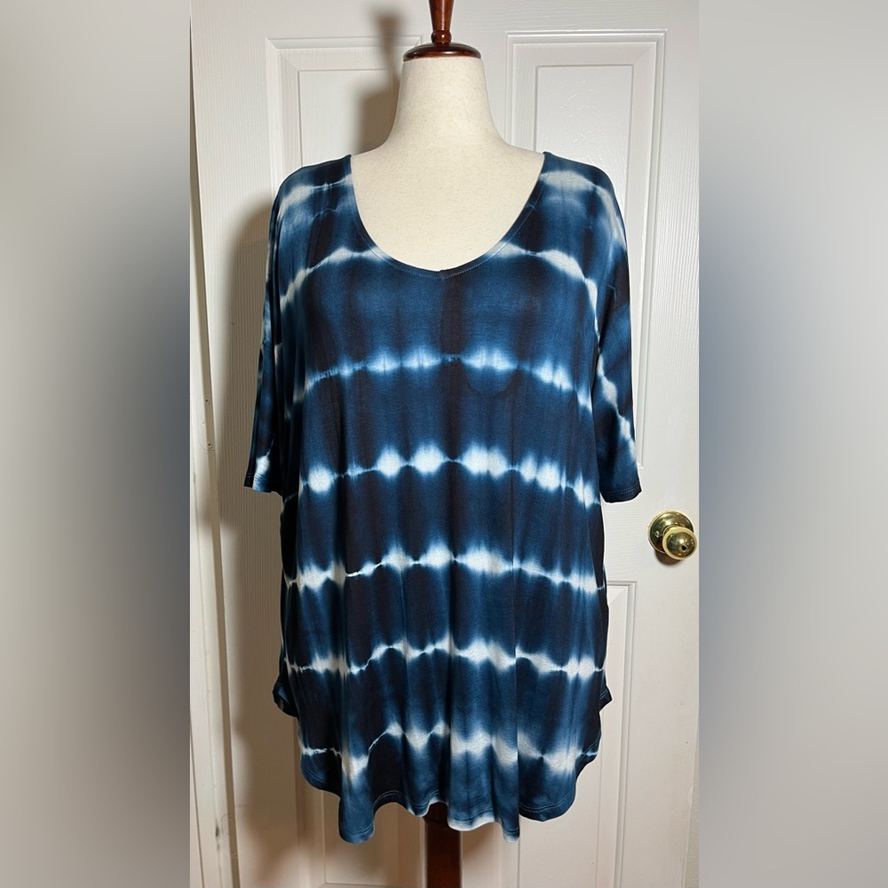 Lane Bryant Women’s Blue Tie-Dye Short Sleeve Top